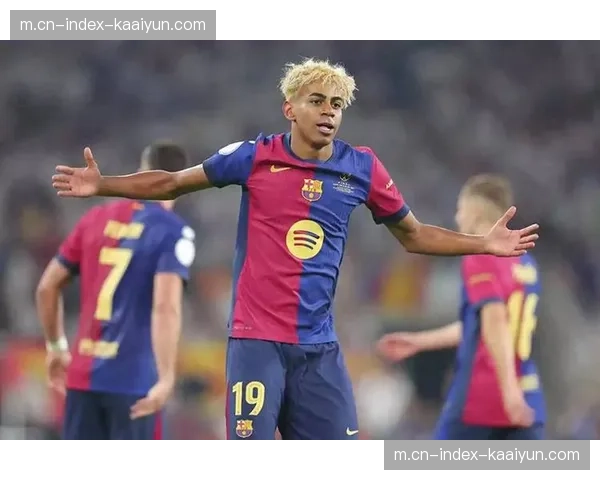 巴萨轮换见成效亚马尔戴帽创纪录 弗里克战术微调激活锋线